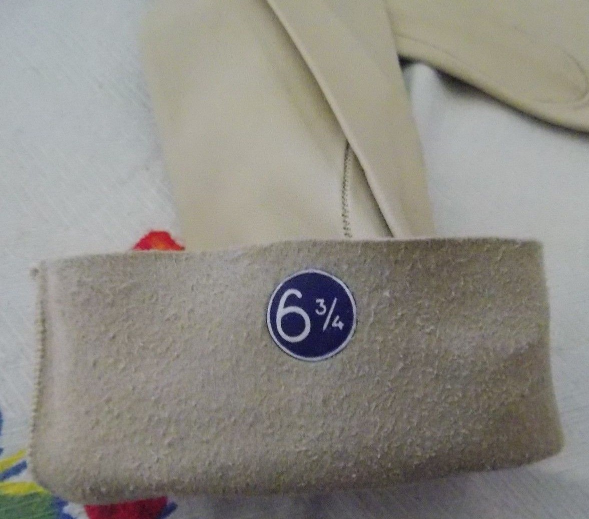 Vintage Women's LOEWE Off White/Light Beige Gloves Made in Spain 6 3/4