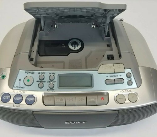 SONY CFD-S01 CD Radio Cassette Tape FM/AM Portable Silver Boombox Stereo Player