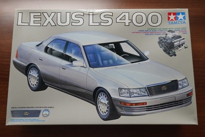 ~Rare~ Tamiya 1/24 LEXUS LS 400 * V8 engine chassis clear hood emblems 24114