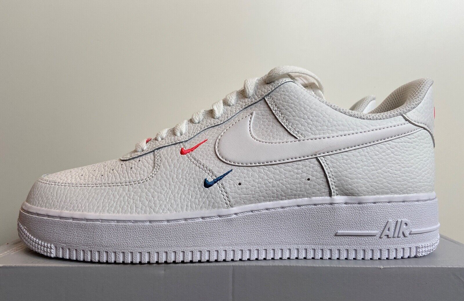 楽天市場】ナイキ エア フォース 1 '07 エッセンシャル NIKE AIR