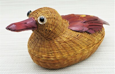 Vintage Folk Art Tight Fine Woven Wicker Rattan Bird Lidded Basket Trinket Box