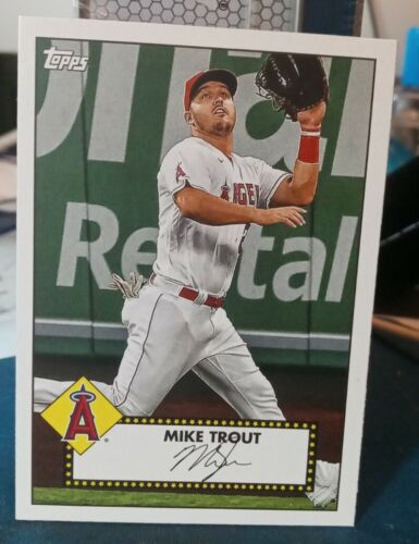 2021 Topps '52 Redux Style Mike Trout Autograph Card #152-27