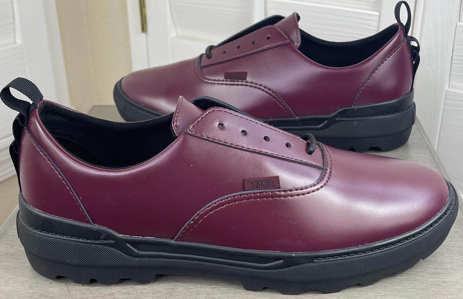 Vans Colfax Low UltraCush Port Royale/Black Leather Shoes - Men s 9.5/Women  s 11: купить с доставкой из США, цена 13 770 руб - (255535855457)