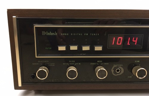 McIntosh MR80 Digital FM Tuner in Cabinet and a Copy of Manual Powers/Scans