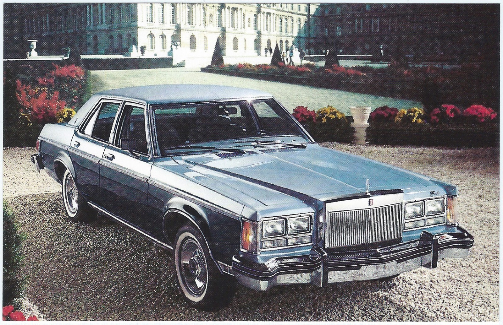 Lincoln Versailles 1977