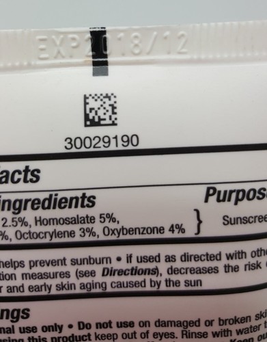 3 oz Neutrogena Clear Face Sunscreen Lotion SPF 30 & 3 oz Sheer-Zinc SPF 30