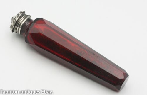 Ruby red cut glass solid silver vinaigrette antique Foliate Victorian C.1860
