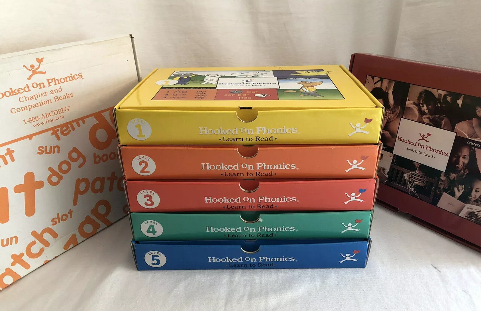 Hooked on Phonics Levels 1-5 Companion & Chapter Book Set