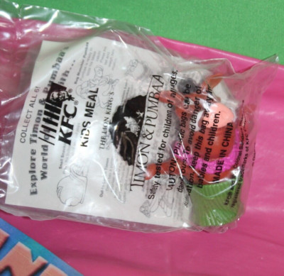 KFC The Lion King Pumbaa In Luau Outfit Vintage World Of Bugs Toy Sealed