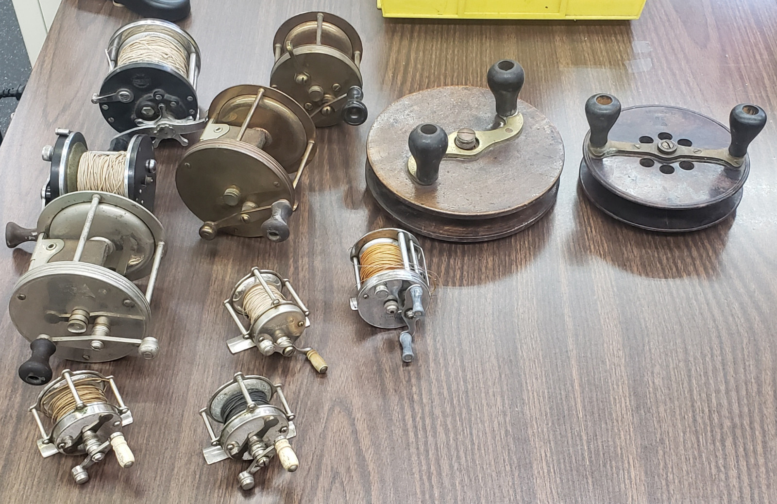 Collectible 11 Assorted Antique Fishing Reels, Pfleuger, Bro