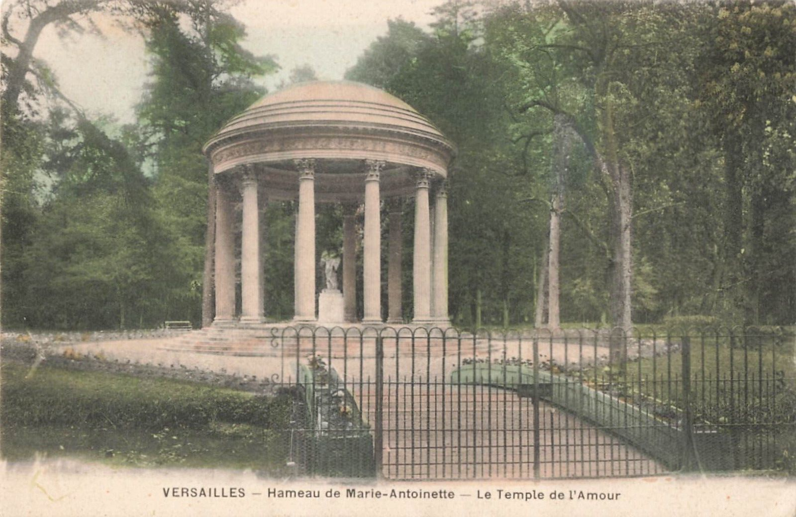 Postcard Versailles - Hameau de Marie - Antoinette - Le Temple de l'A VTG VPC02.