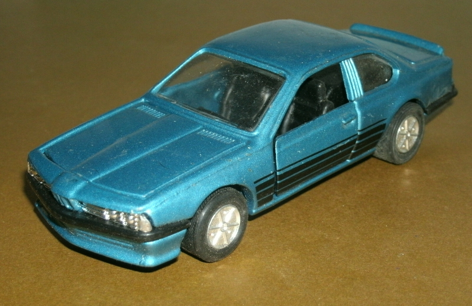 BMW M 635 CSi 1/43 ミニカー ケース付き Bmw 635 Csi 1982 E24 Graphit Metal Minichamps 943025124 1/43