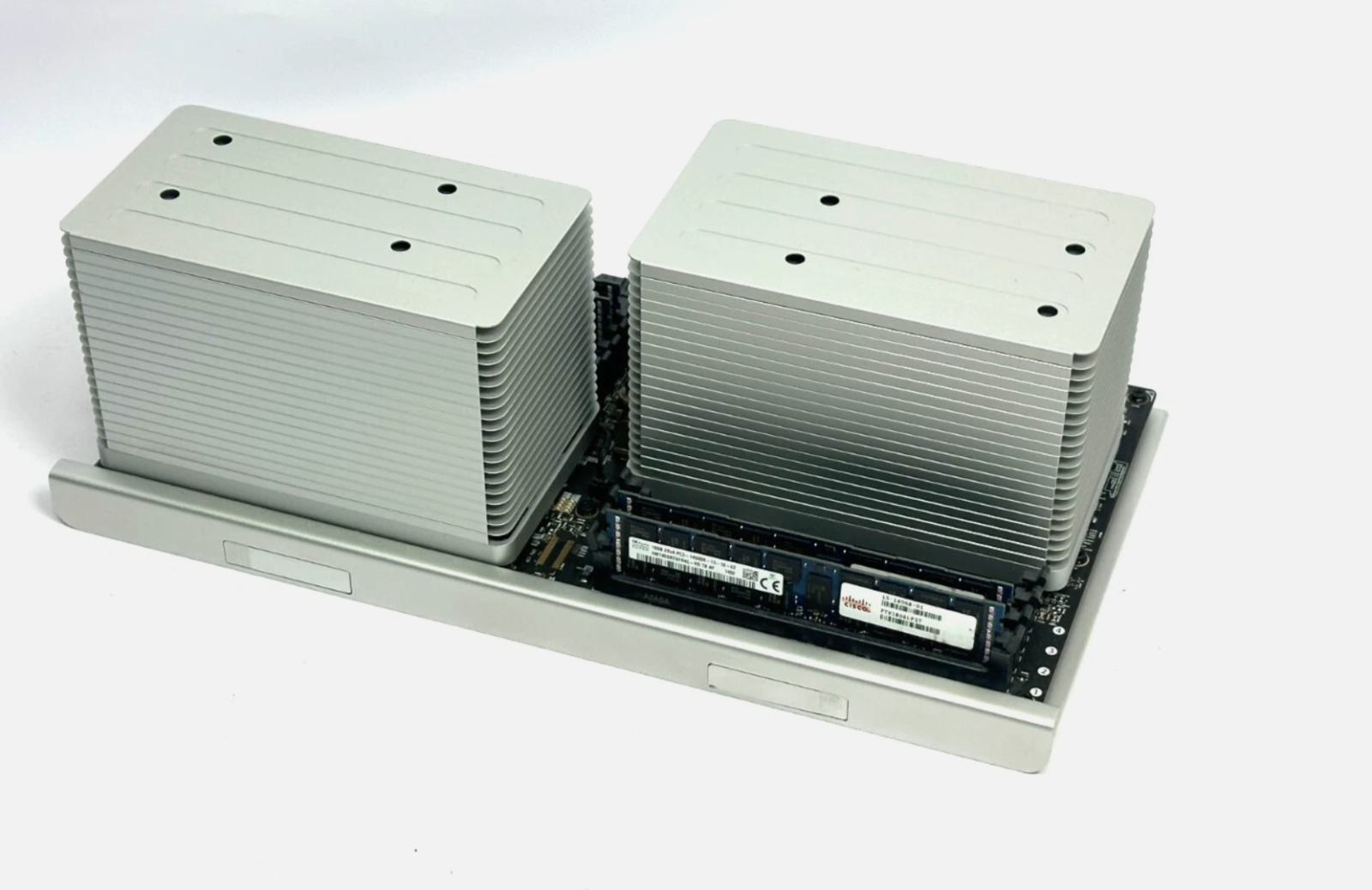 Mac Pro 5,1 Mid 2010 - 2012 / 3.46 GHz X 2 (12 Core) with 96 GB