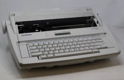 Brother Correctronic Electronic Typewriter GX-6750 WORKS! With Brand New Ribbon