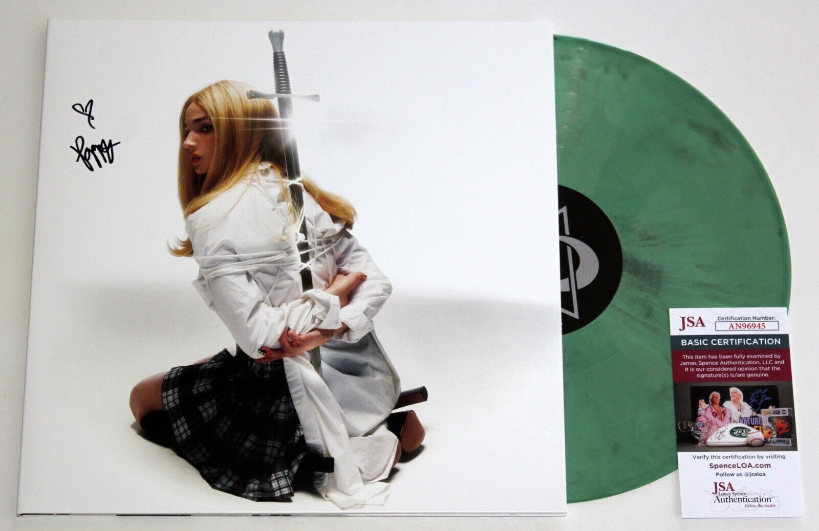 POPPY SIGNED ZIG LP GREEN VINYL RECORD ALBUM AUTOGRAPHED AM POPPY SIGNED ZIG LP GREEN VINYL RECORD ALBUM AUTOGRAPHED AM