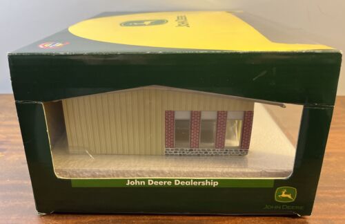 ::Athearn John Deere Dealership 95911 HO Scale Farm Tractor Service Building New