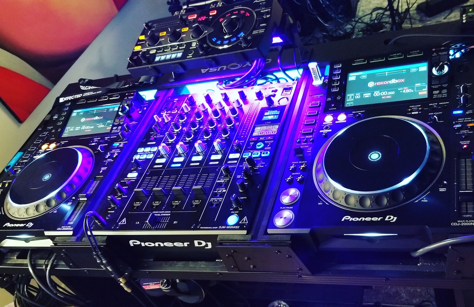 Pioneer RMX-1000 Professional DJ Remix Station Effector Pioneer RMX-1000 Professional DJ Remix Station Effector
