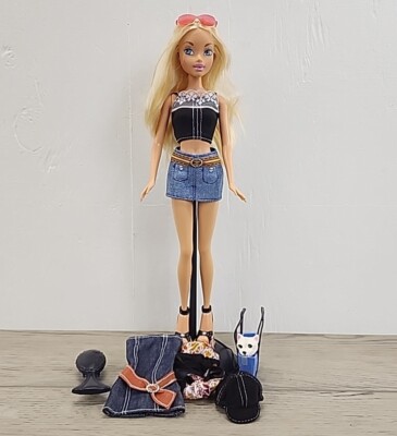 2002 Mattel My Scene Spring Break Barbie B2230 - Doll, Outfit & Stand