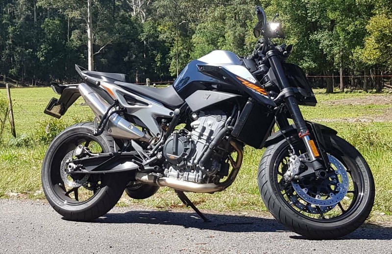ktm duke 1050