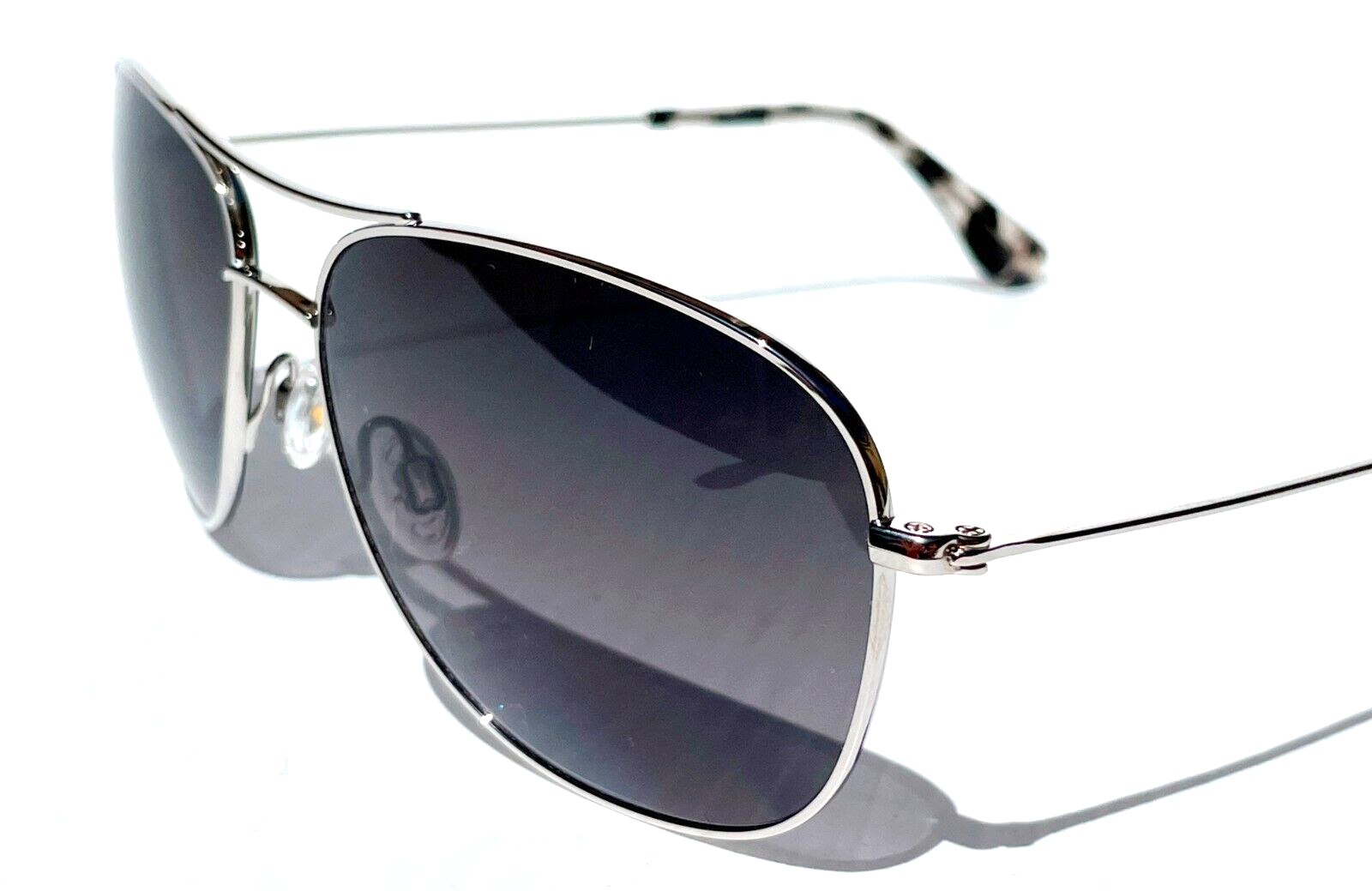 Pre-owned Maui Jim Cliff House Silver Polarized Grey Lens Sunglass Gs247-17 In Gray