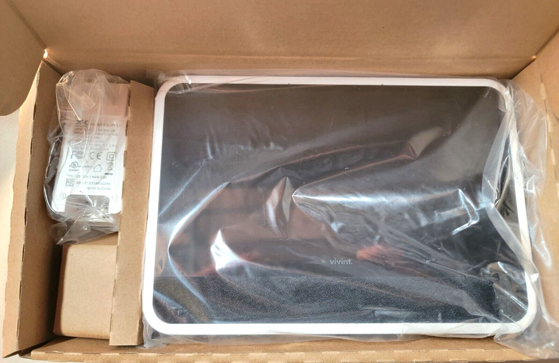 Vivint Smart Home Sky Control Panel Display Smart Hub VS-SH2000-C00