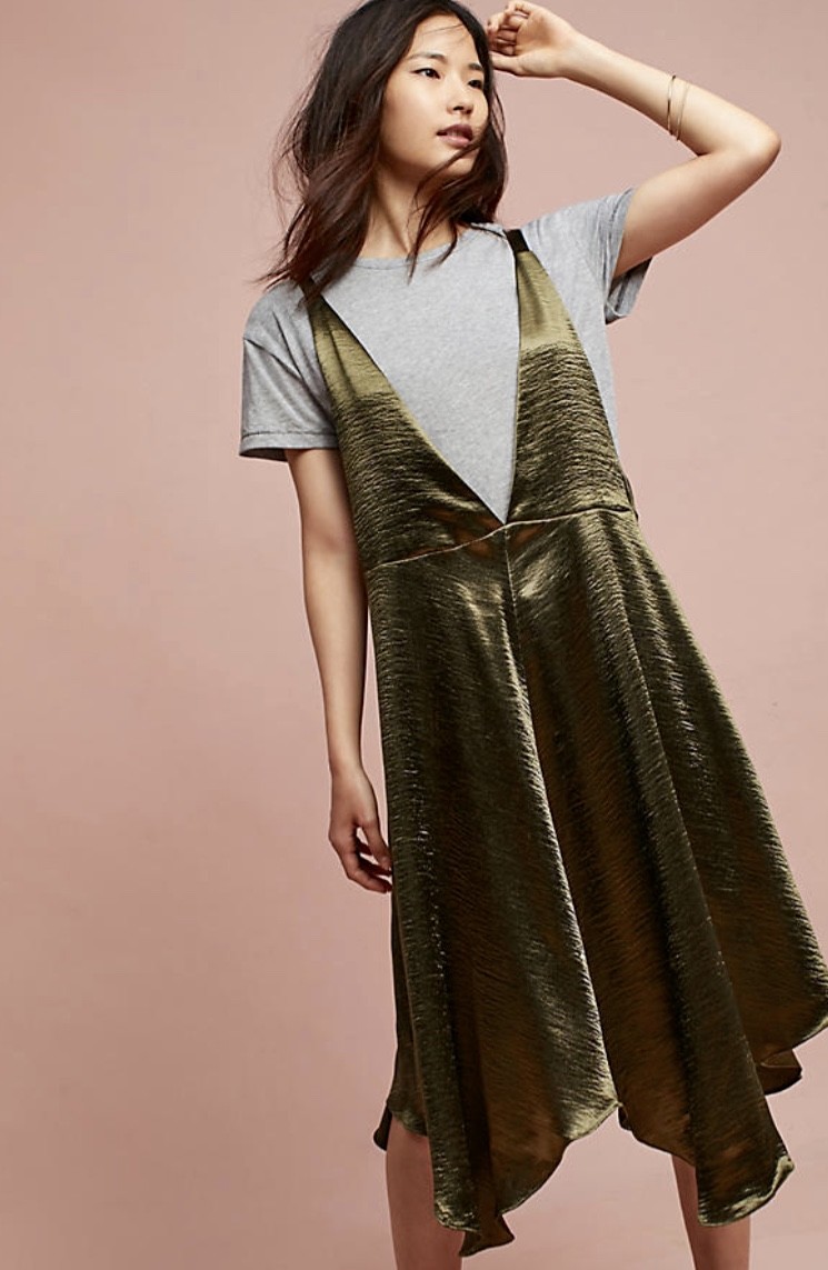 

Платье NWT Anthropologie, комплект из 2 предметов, оливковая атласно-серая футболка, многослойный комбинезон, маленький размер, Gray olive