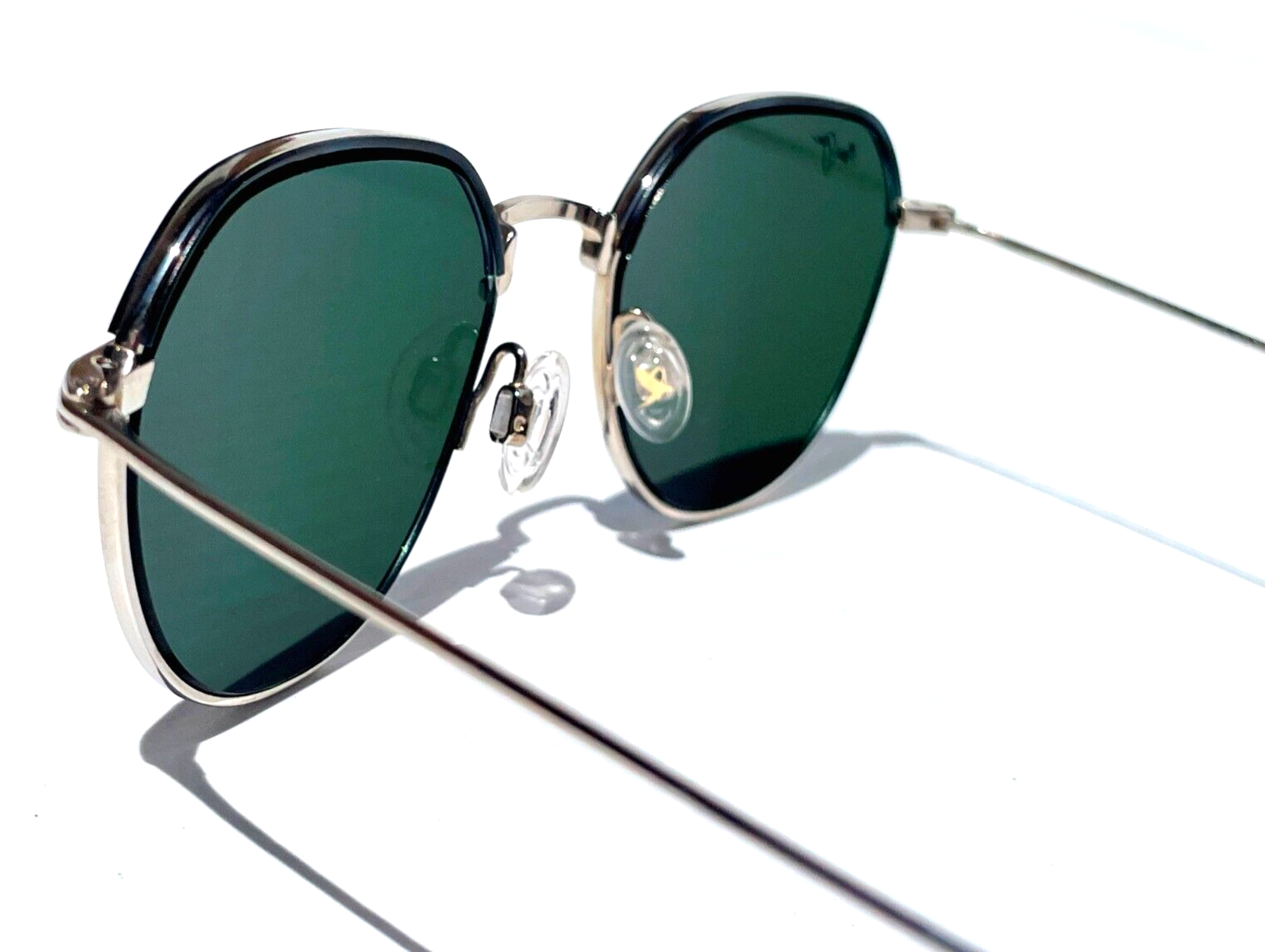 Pre-owned Maui Jim Island Eyes Matte Silver Polarized Blue Lens Sunglass B859-17