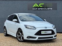 FORD FOCUS 2.0T EcoBoost ST-2 Euro 5 (s/s) 5dr 2014