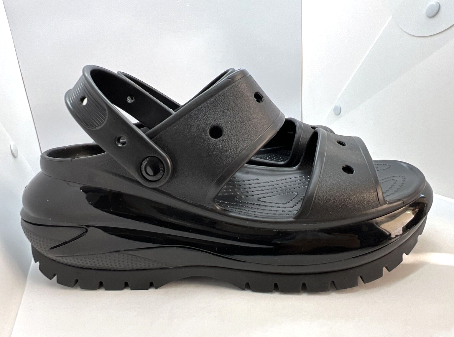 NEW Crocs Classic Mega Crush Platform Sandal Black Men's