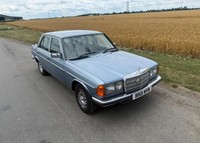 1985 MERCEDES 280 E AUTO  Petrol Manual