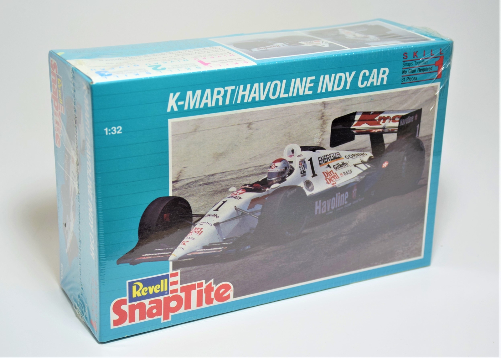 Revell 6263 1/32 Scale Snap Lola Chevy K-Mart/Havoline Indy Car Model Kit