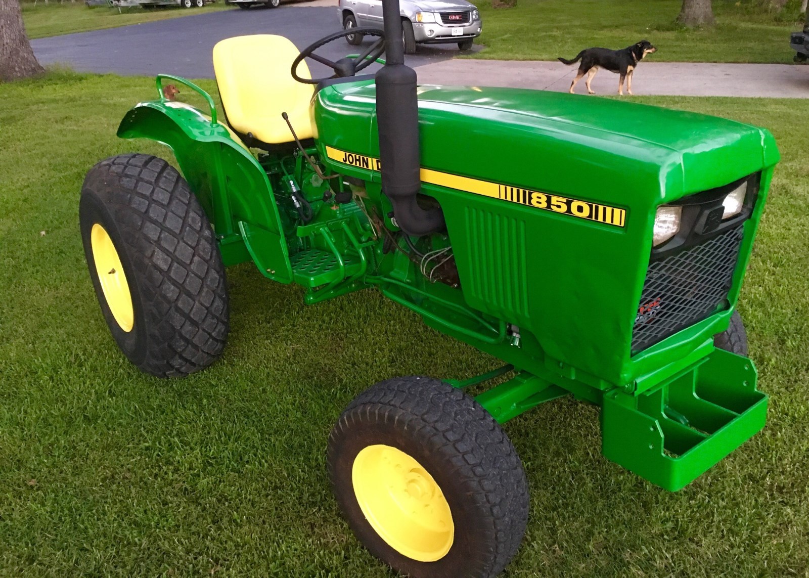 John Deere 850 Diesel Tractor