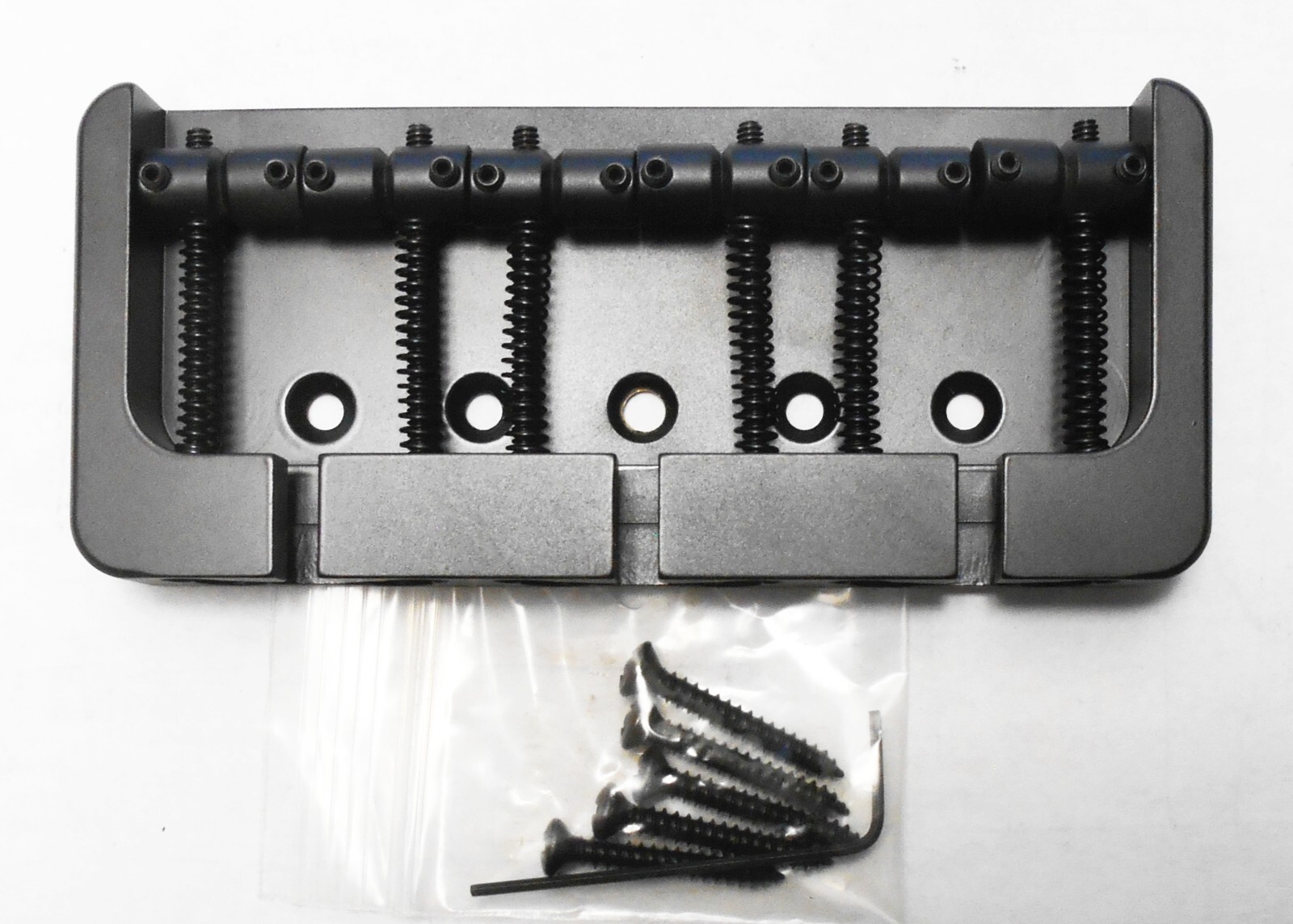 Hipshot B-Style ブリッジ Hipshot B Style 6 String Bass Bridge