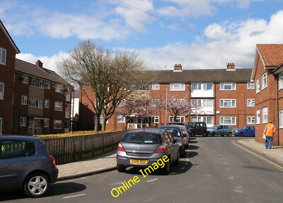 Photo 12x8 Regent Street Scarborough/TA0388 This is 1960s municipal housi c2014