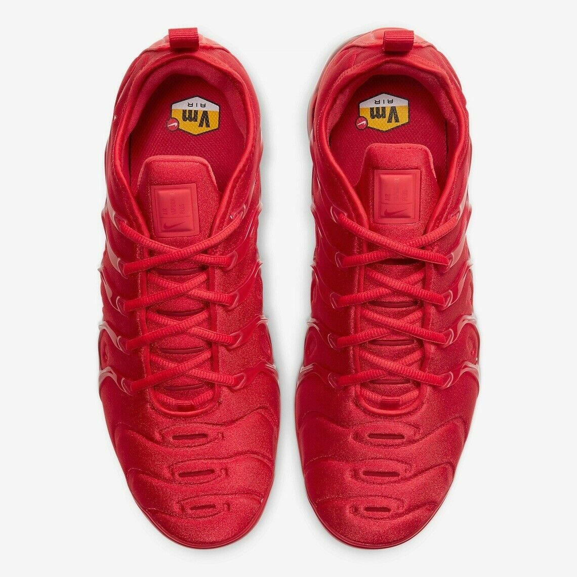 red vapormax plus men