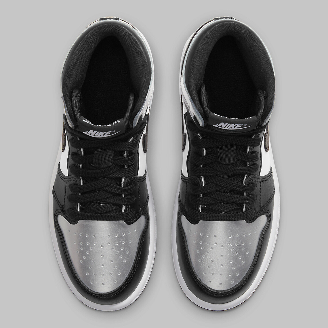 Pre-owned Jordan Wmns Air  1 High Metallic Silver Toe Black White Cd0461-001 Sz 7.5