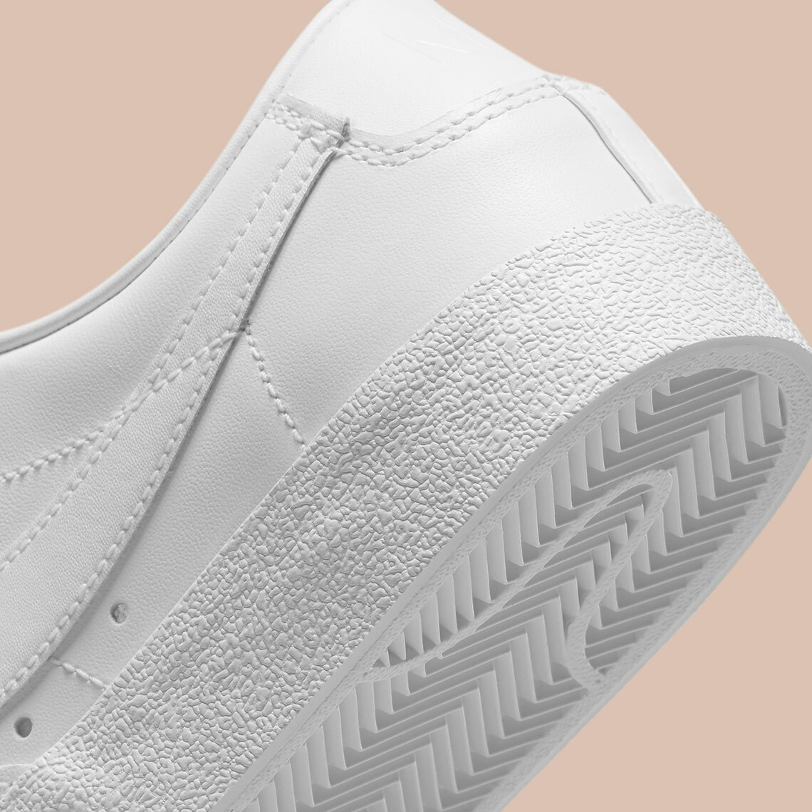 

Женские кожаные кроссовки Nike Blazer Low 77 тройного белого цвета DC4769-101, размер 6,5, ретро, Белый, Nike Blazer 77
