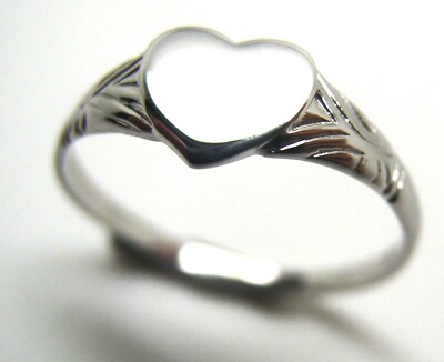 KAEDESIGNS JEWELLERY KAEDESIGNS, GENUINE SOLID 9CT 9KT 375 WHITE GOLD HEART SIGNET RING SIZE M