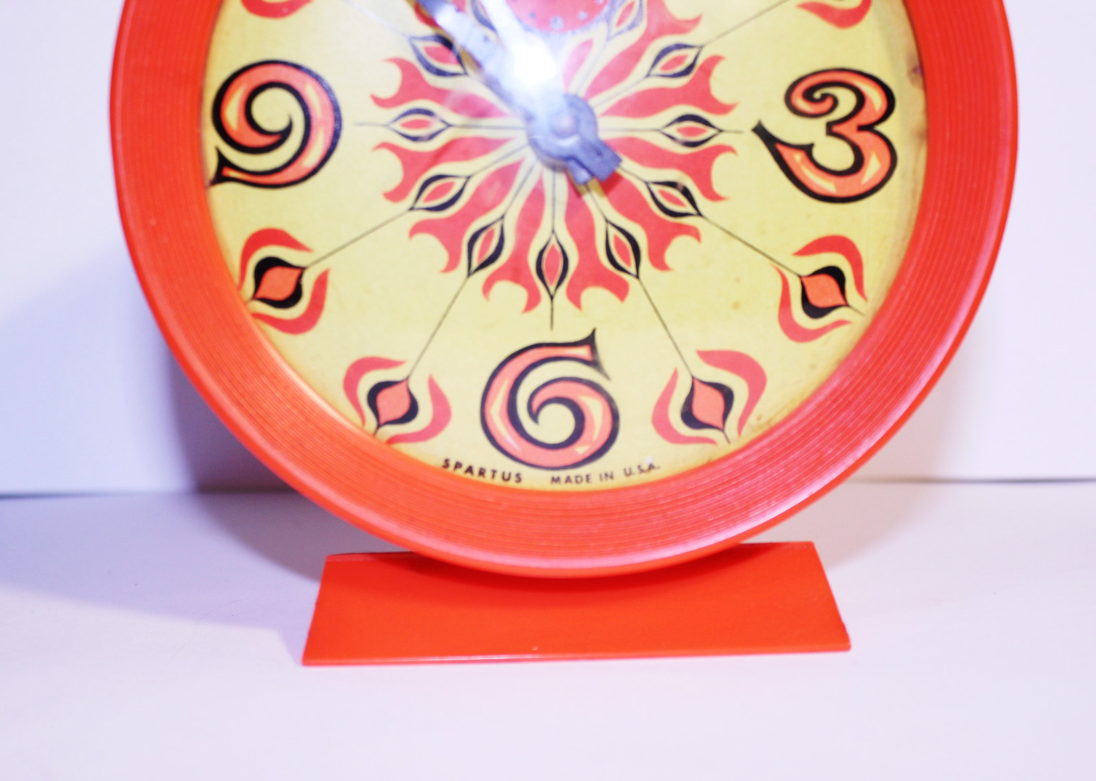 Vintage 60s Spartus Clock, Orange and Yellow Clock, Vintage 60s Decor