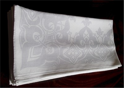 Set of 12 Gorgeous Vintage Fancy White  Linen Damask Napkins 26