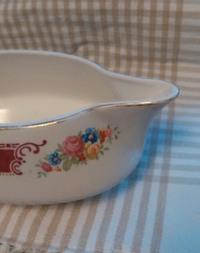 Homer Laughlin Brittany Majestic Gravy / Sauce Pitcher H 45 N  6