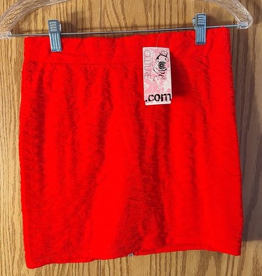 Junior's Mini Skirt Size M Love Culture Red