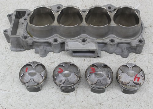 24 KAWASAKI NINJA ZX4R ENGINE MOTOR CYLINDER JUG PISTONS