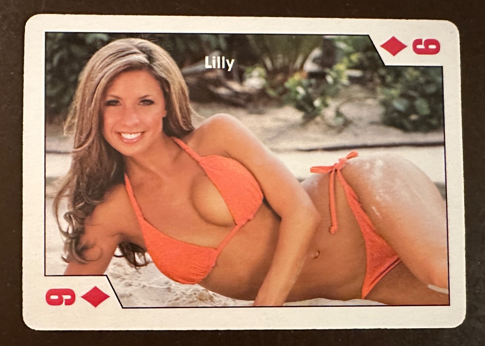 HOOTERS ピンバッジ Hooters Tank Pin - Spencer's