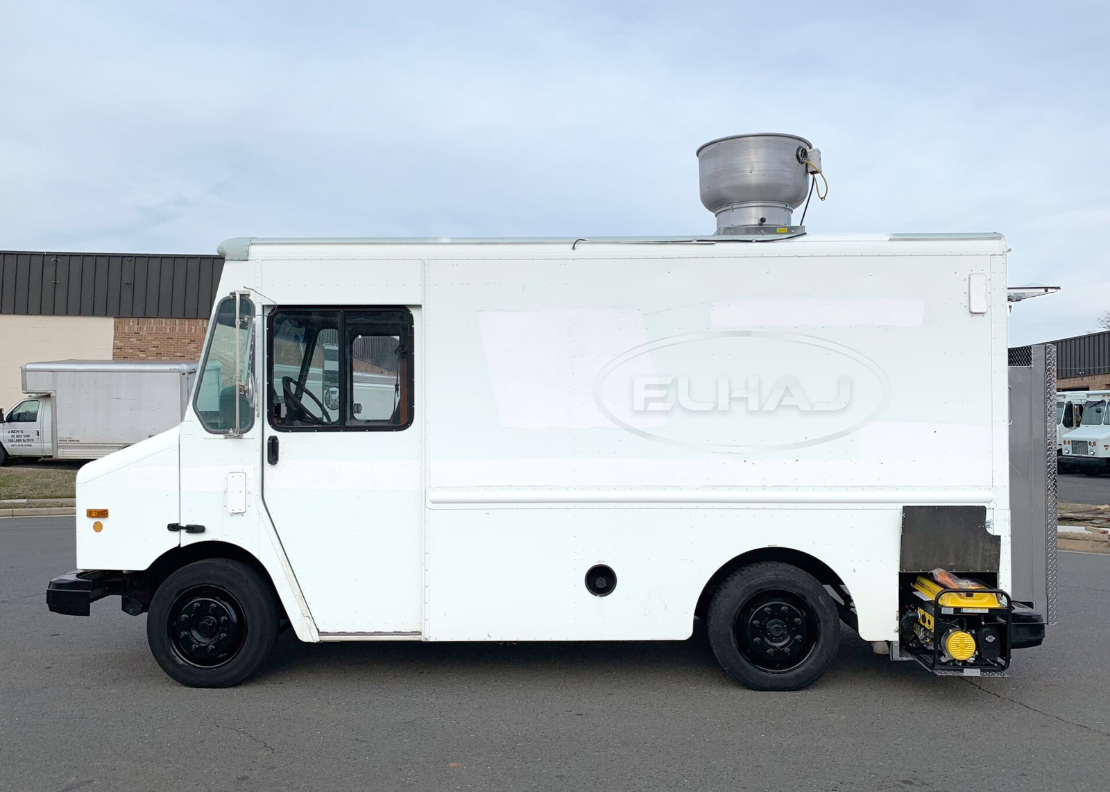 BRAND NEW FOOD TRUCK FOR SALE