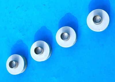 Everbilt 15/16 in. Nail-On Glides with Heavy-Duty Felt Pads (4 per Pack)
