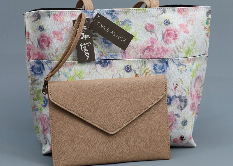 elliott lucca clutch