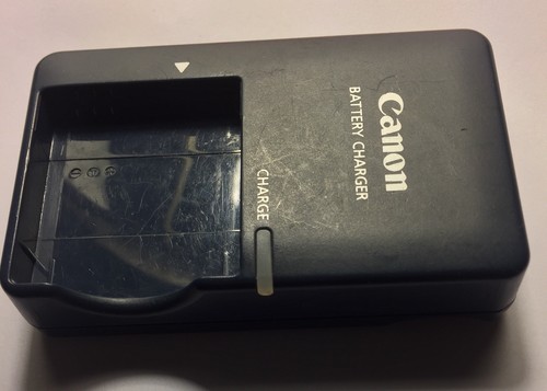 Original CANON Battery Charger CB-2LV Tested & Works Ships Fast 1st Class USA