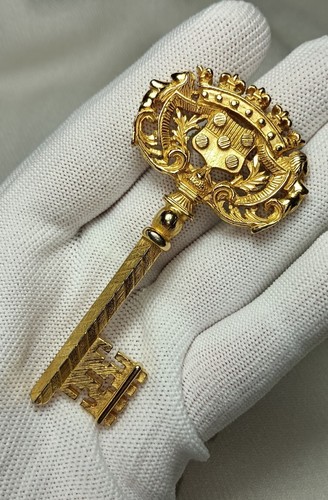 BEN-AMUN/ベンアムン】 PIN01 ブローチ BEN-AMUN/ベンアムン】 PIN01 ブローチ Vintage Ben-Amun Gold