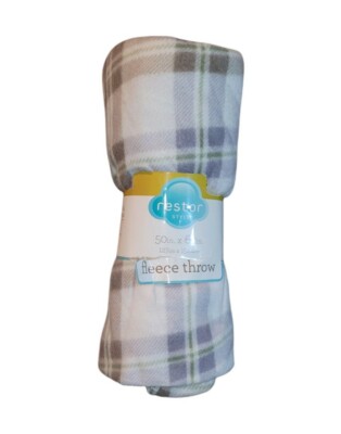 Restor Style Fleece Throw